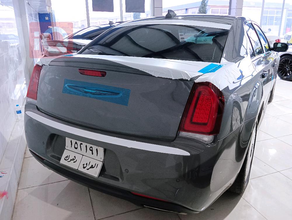 كرايسلر 300